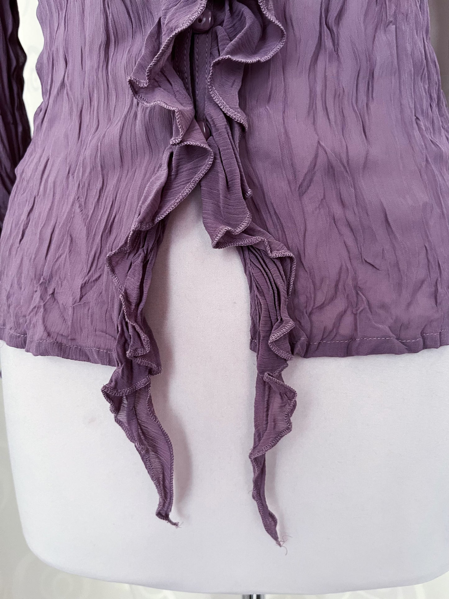 00’s fairycore lilac ruffle shirt 💜🧚🏻