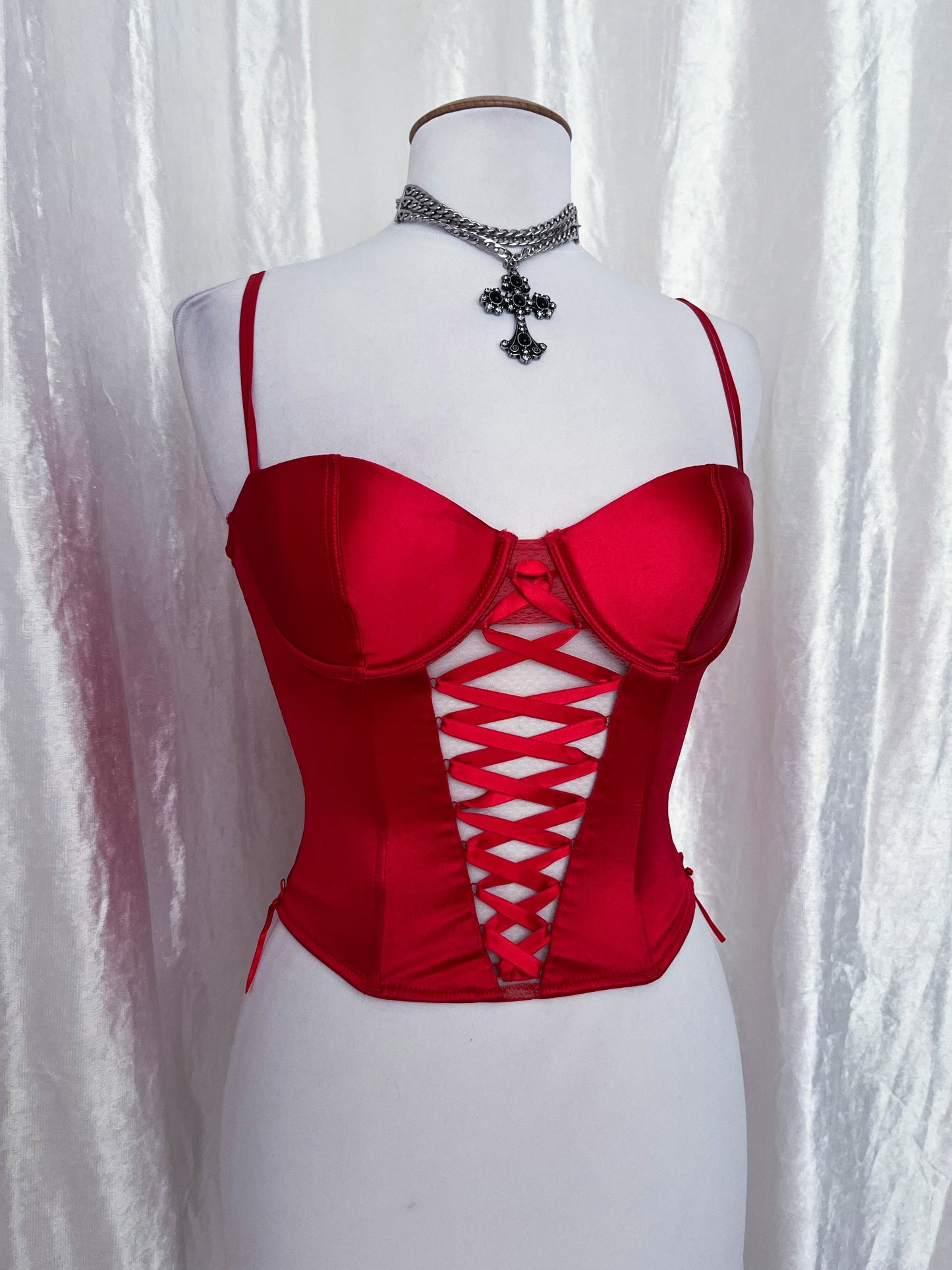 Old hot H&M corset with lace-up detail ❤️‍🔥