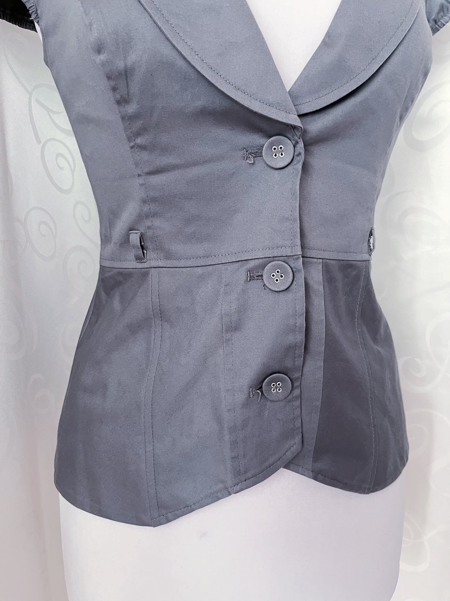 00’s Dark Coquette grey short-sleeved blazer 🕸️🌀
