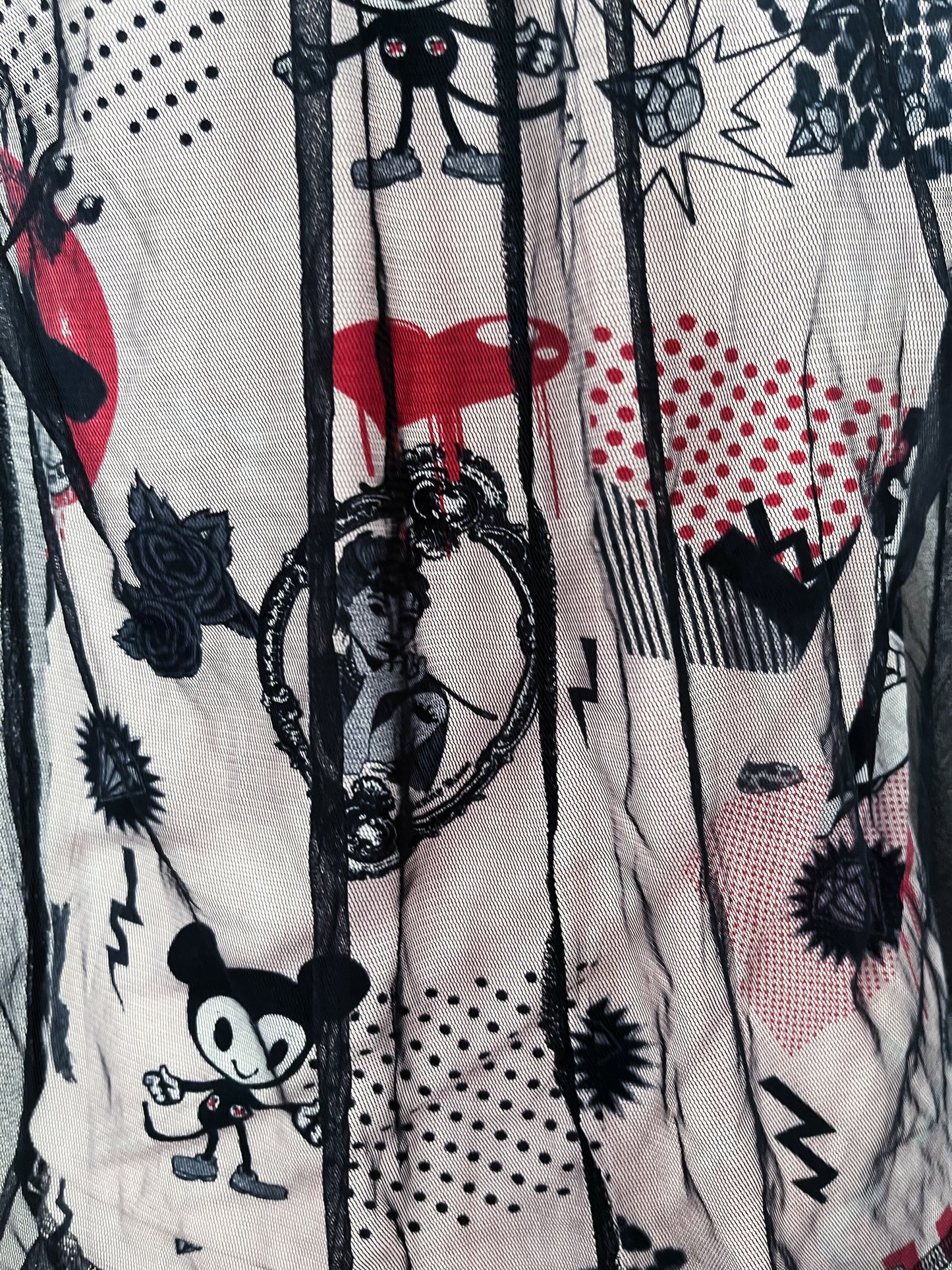 Twee 00’s top with cartoon & pop-culture print fabric with mesh layer on top 🐁🎪