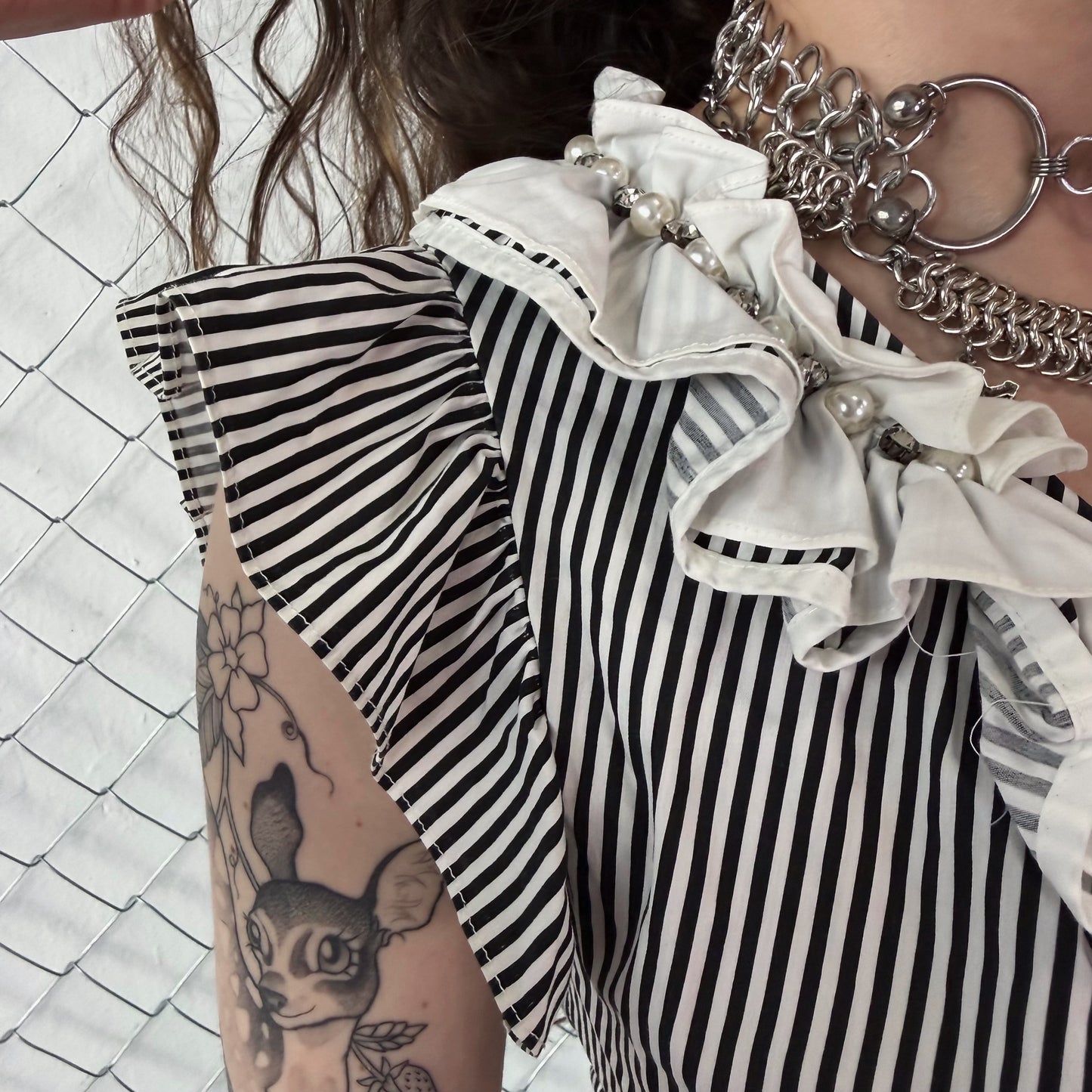 00’s Sweeney Todd/circus core striped ruffle top with beaded details 🌀🎪