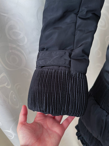 Gothic / Jirai kei style black coat with faux fur neckline 🕷️🦇