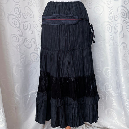 00’s whimsy maxi skirt with velvet detail 🦇