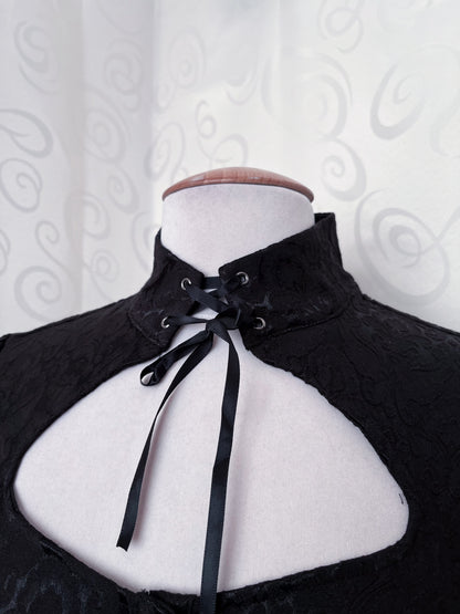 Dracula Gothic victorian style Short Sleeved Brocade Keyhole Blouse 🖤🦇