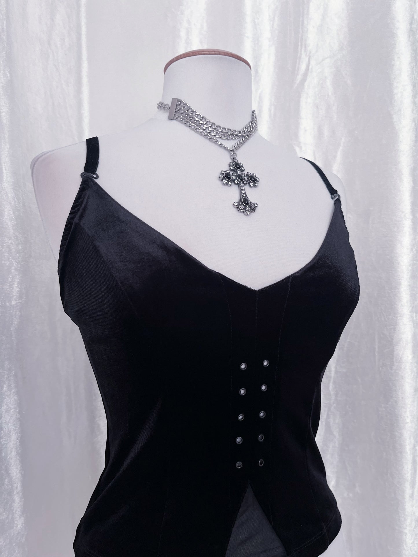 Gothic black velvet top with lace detail 🕷️🕸️