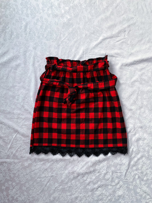 Checked emo skirt with lace trim detail