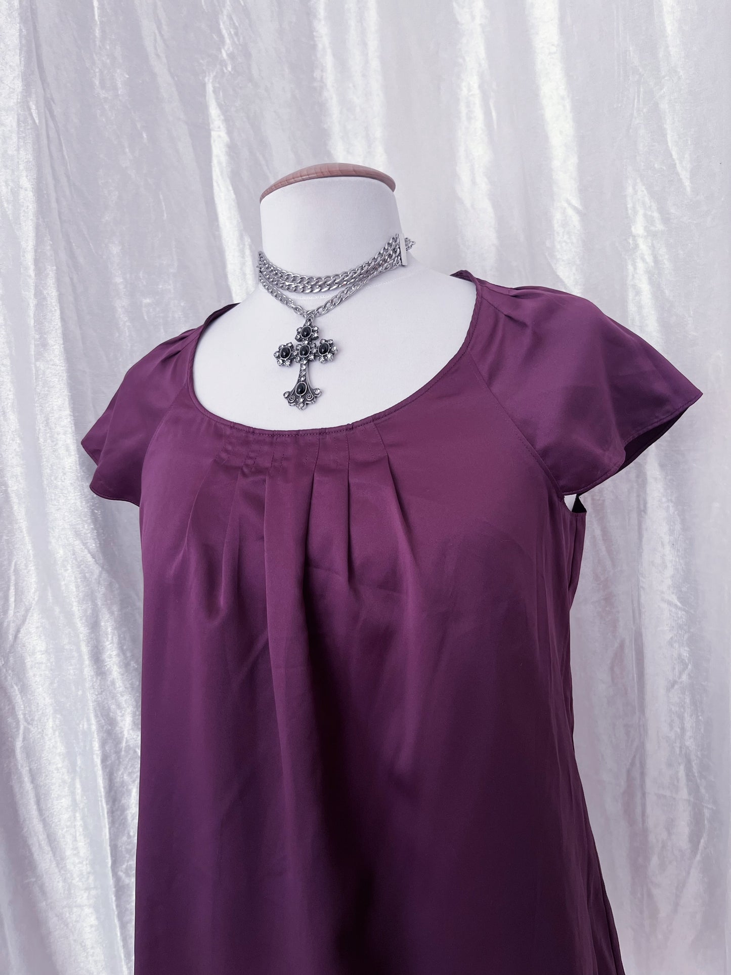 Whimsy plum saten top 🎀