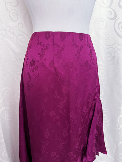 Whimsy fairy maxi magenta skirt with embossed details 🎀💕
