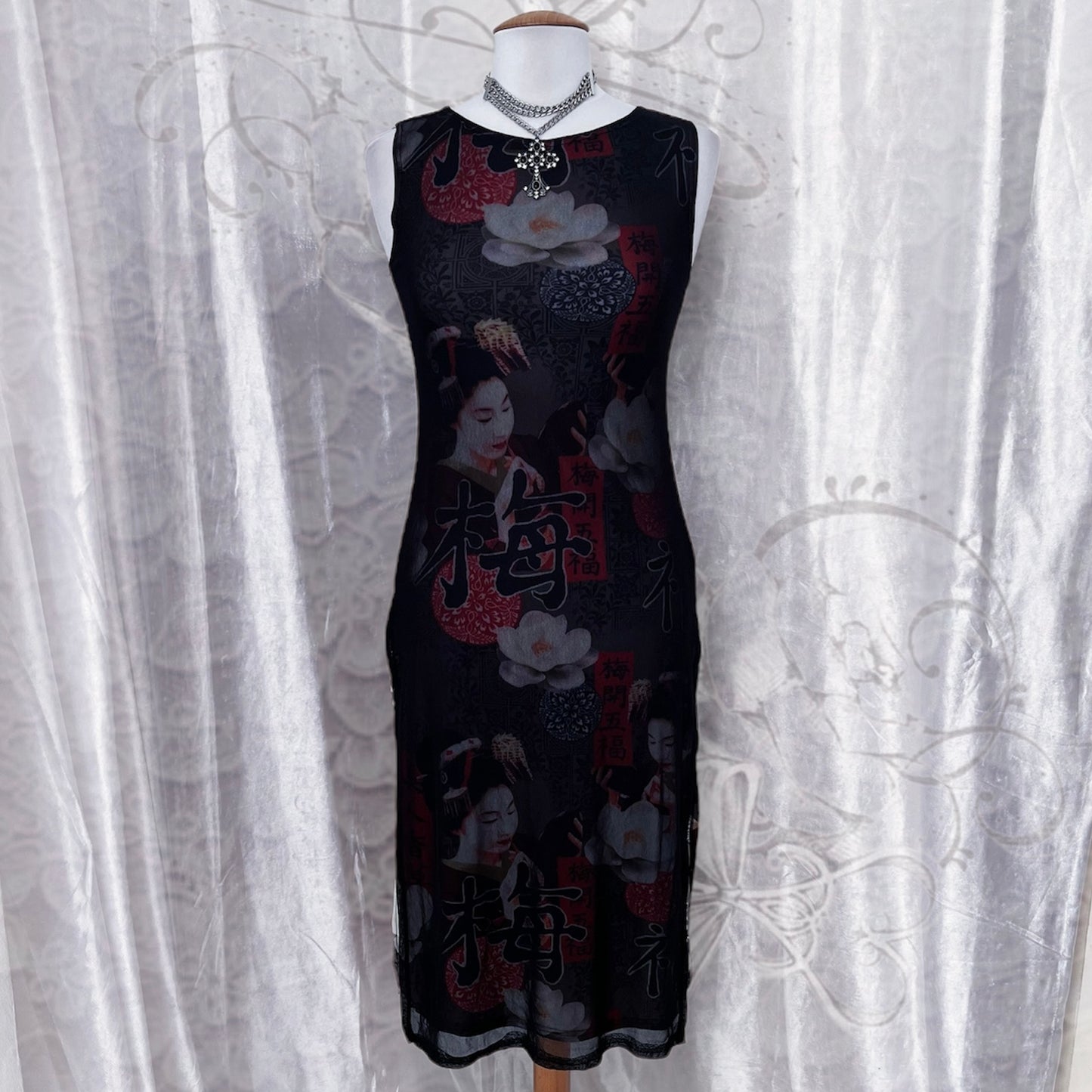 Iconic rare Geisha print mesh dress with slit sides 🍙🥢