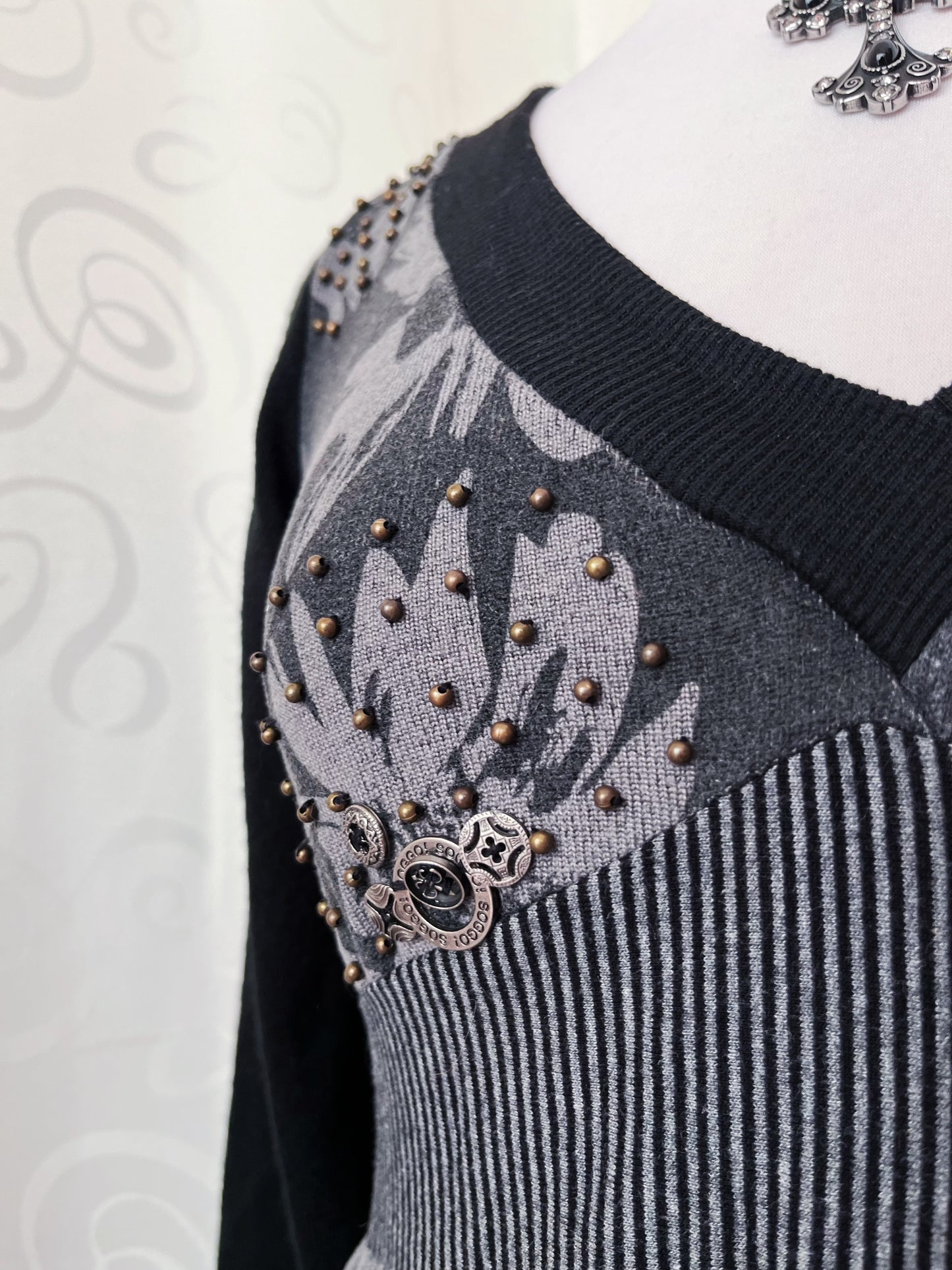00’s whimsy/steampunk grey patchwork dress with print, beaded & charm details ⚙️🕷️