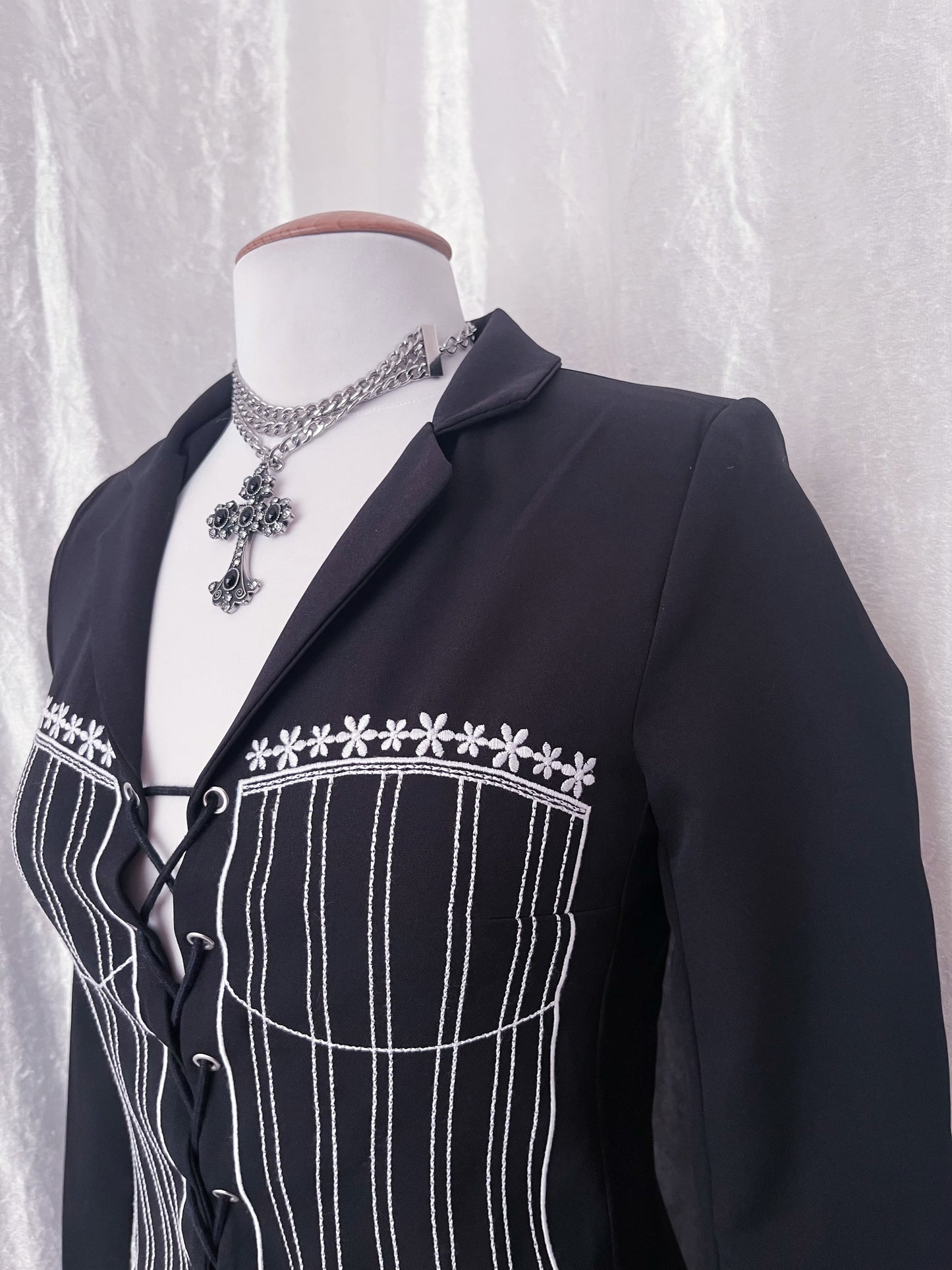 Gothic blazer dress with corset print embroidery & lace up 🎀🦇