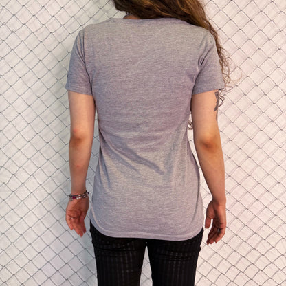 Alice in Wonderland Disneyland Paris cheshire cat grey tee 💞🐈‍⬛♠️♦️