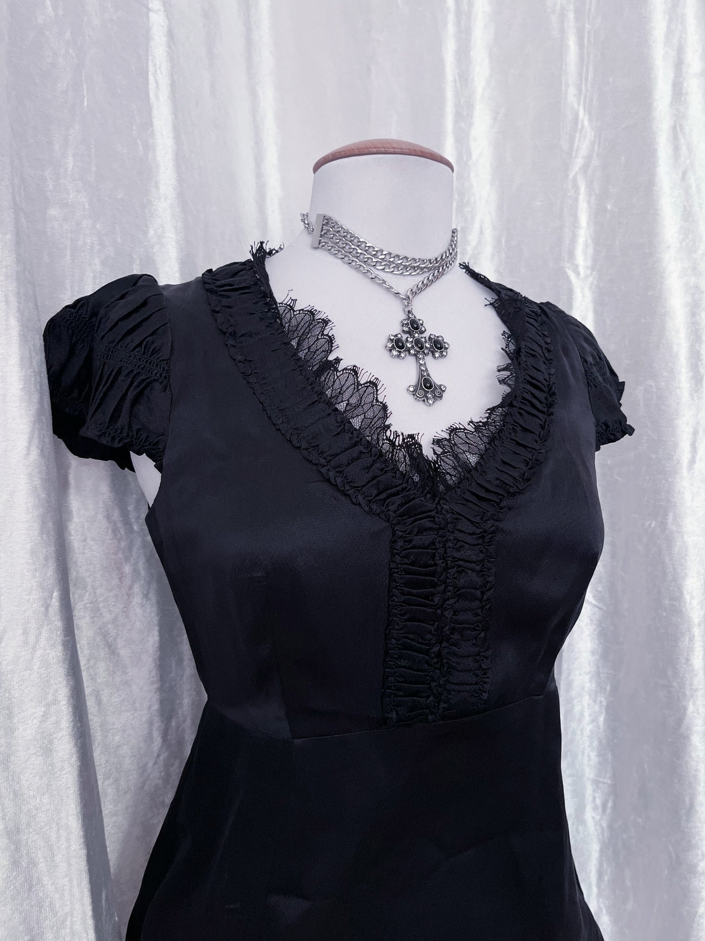 00's gothic silk ruffle black top 🦇