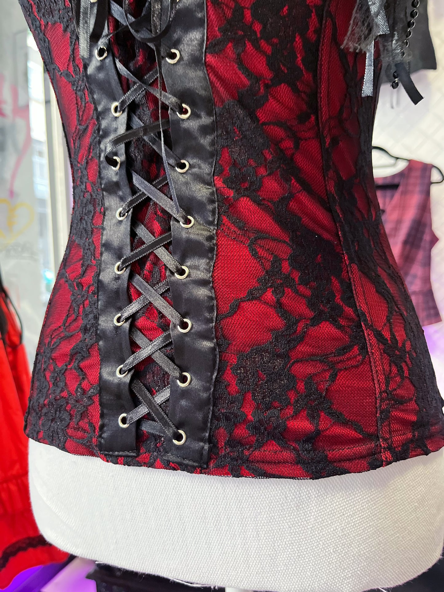 00’s gothic brand new lace up vampire top 🩸