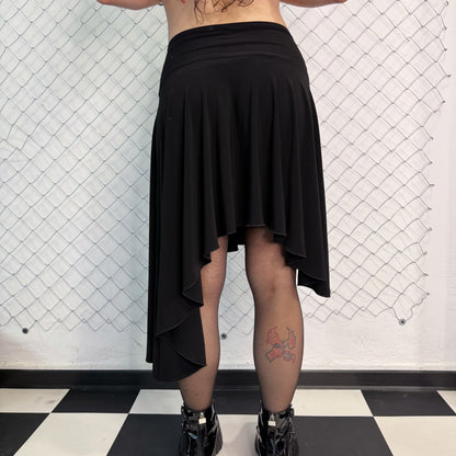 00’s witchy asymmetrical skirt 🌀🦇