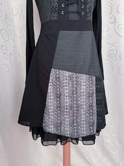 00’s Gothic lace-up patchwork dress 🦇
