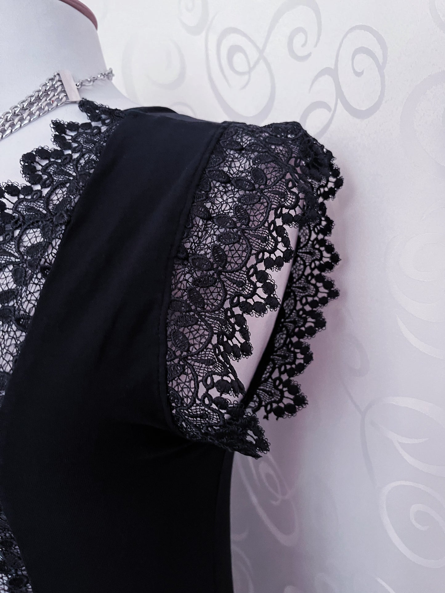 Witchy black top with embroidered cut-out detail 🕷️🕸️