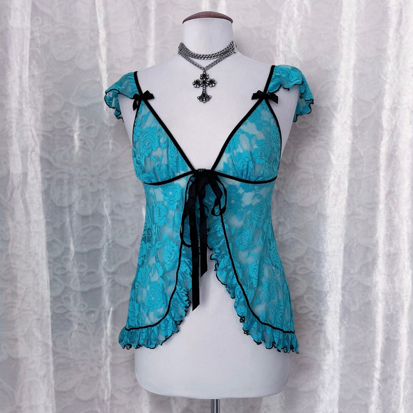 Pretty mermaid coquette turquoise lace lingerie top 🧜🏼