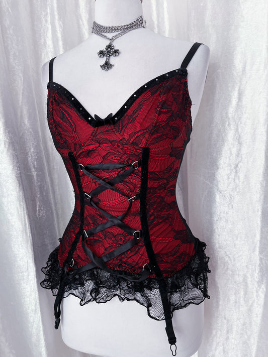 00’s gothic vampire lace corset top with velvet & lace-up detail 🌹