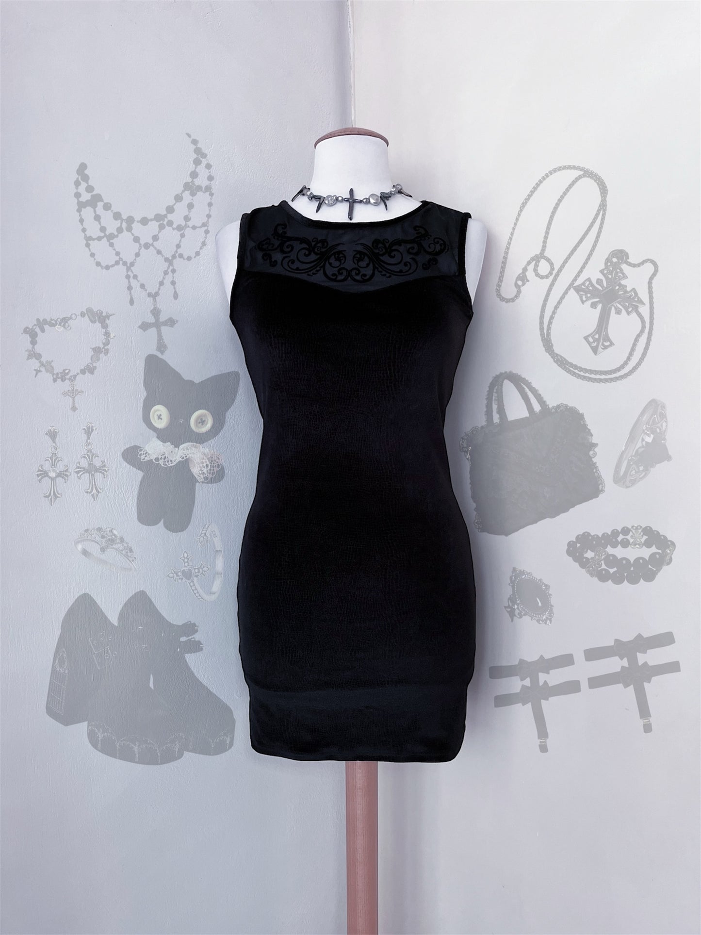 Gothic velvet black dress with mesh detail 🕷️🕸️