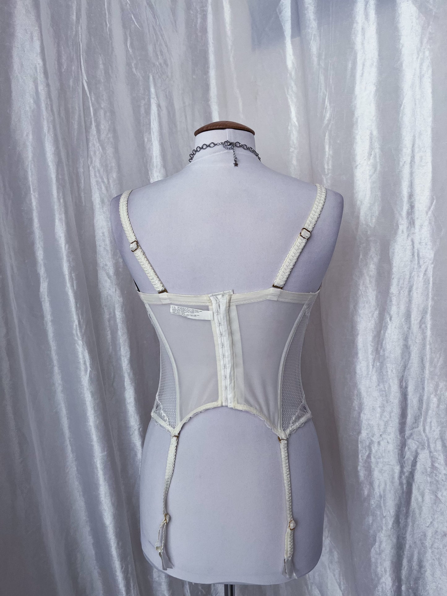 Chantelle brand new angelic milk corset 🪽