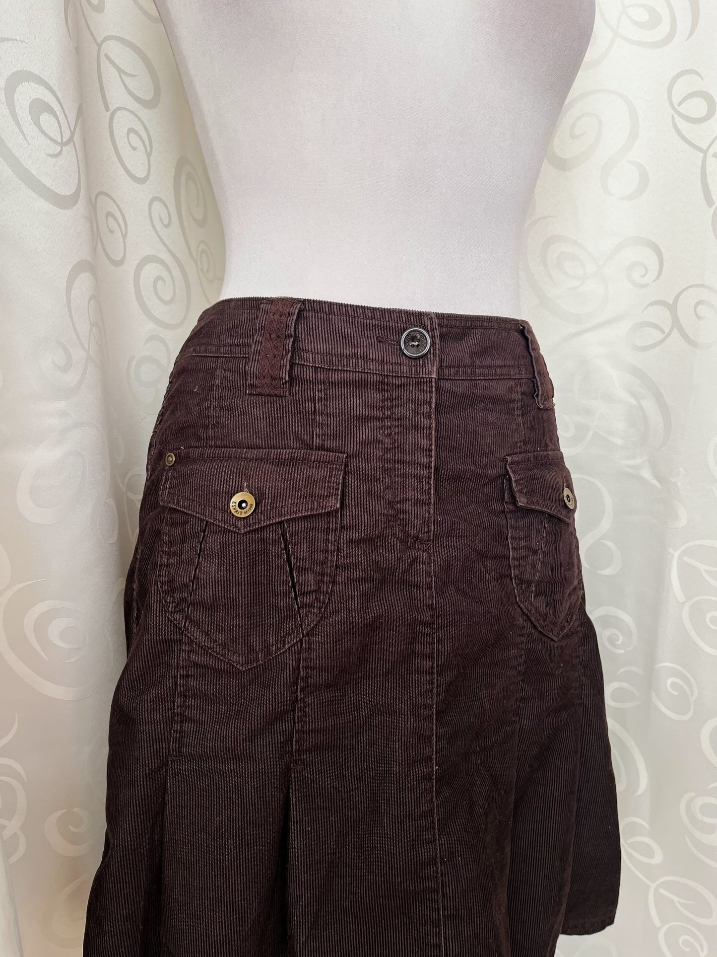 00’s Espirit whimsy corduroy brown skirt 🐌
