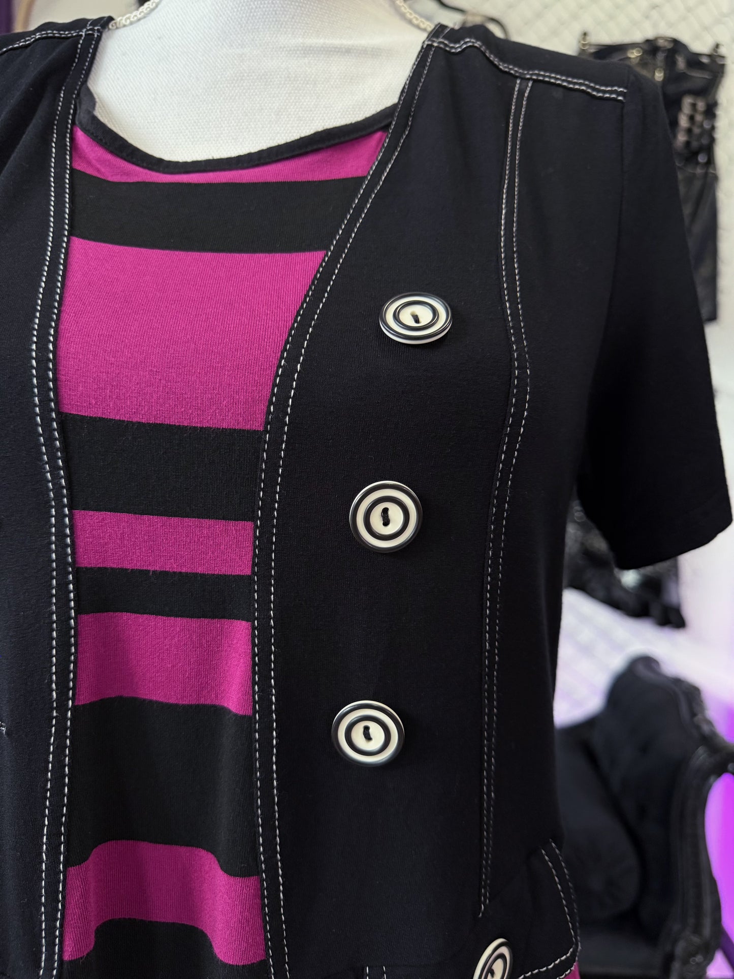00’s Emo vest style tee with stitches & buttons 🎸
