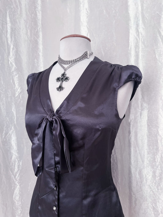 Dark Coquette saten grey shirt with bow detail 🌀🦇