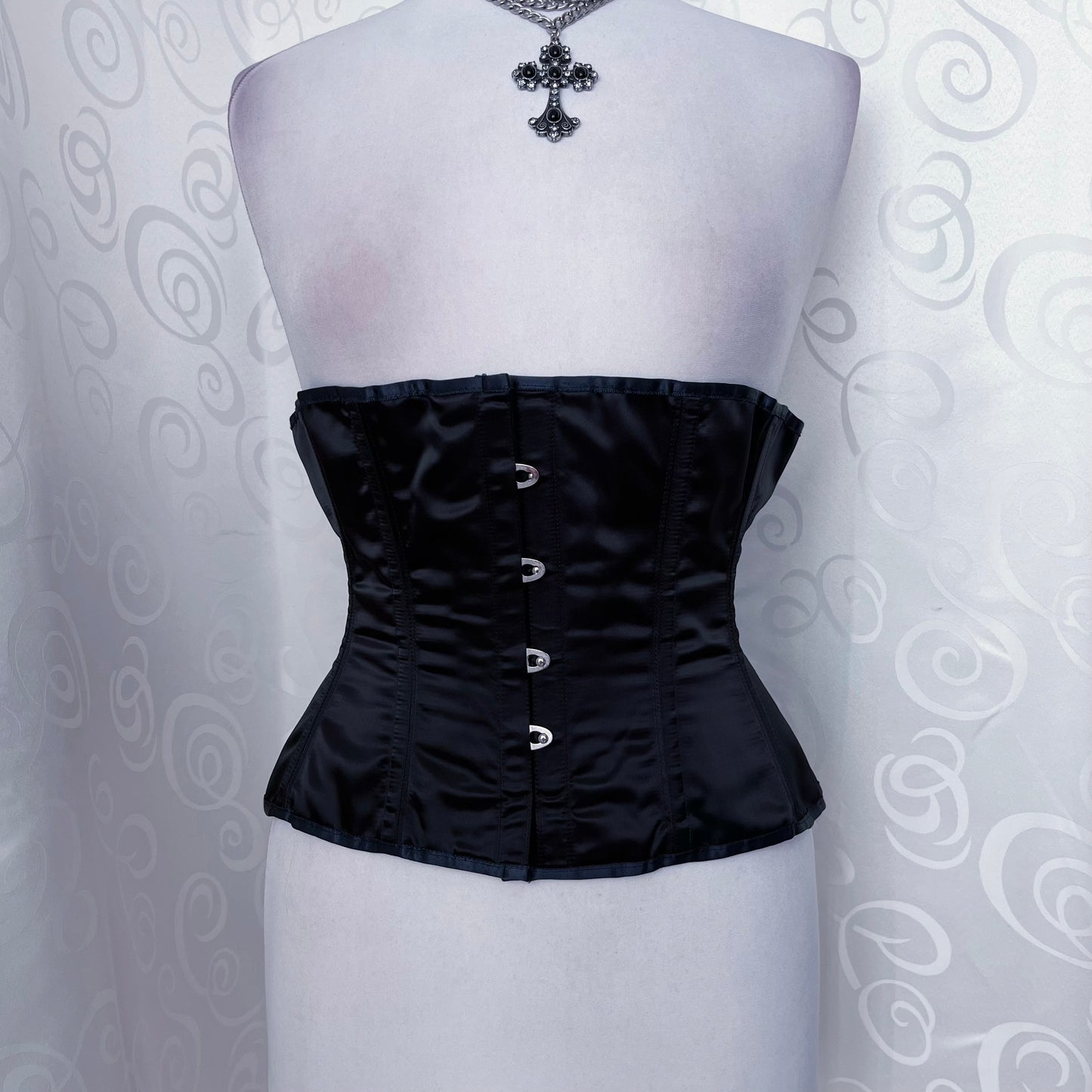 Gothic satin waist corset with boning 🦇🕸️