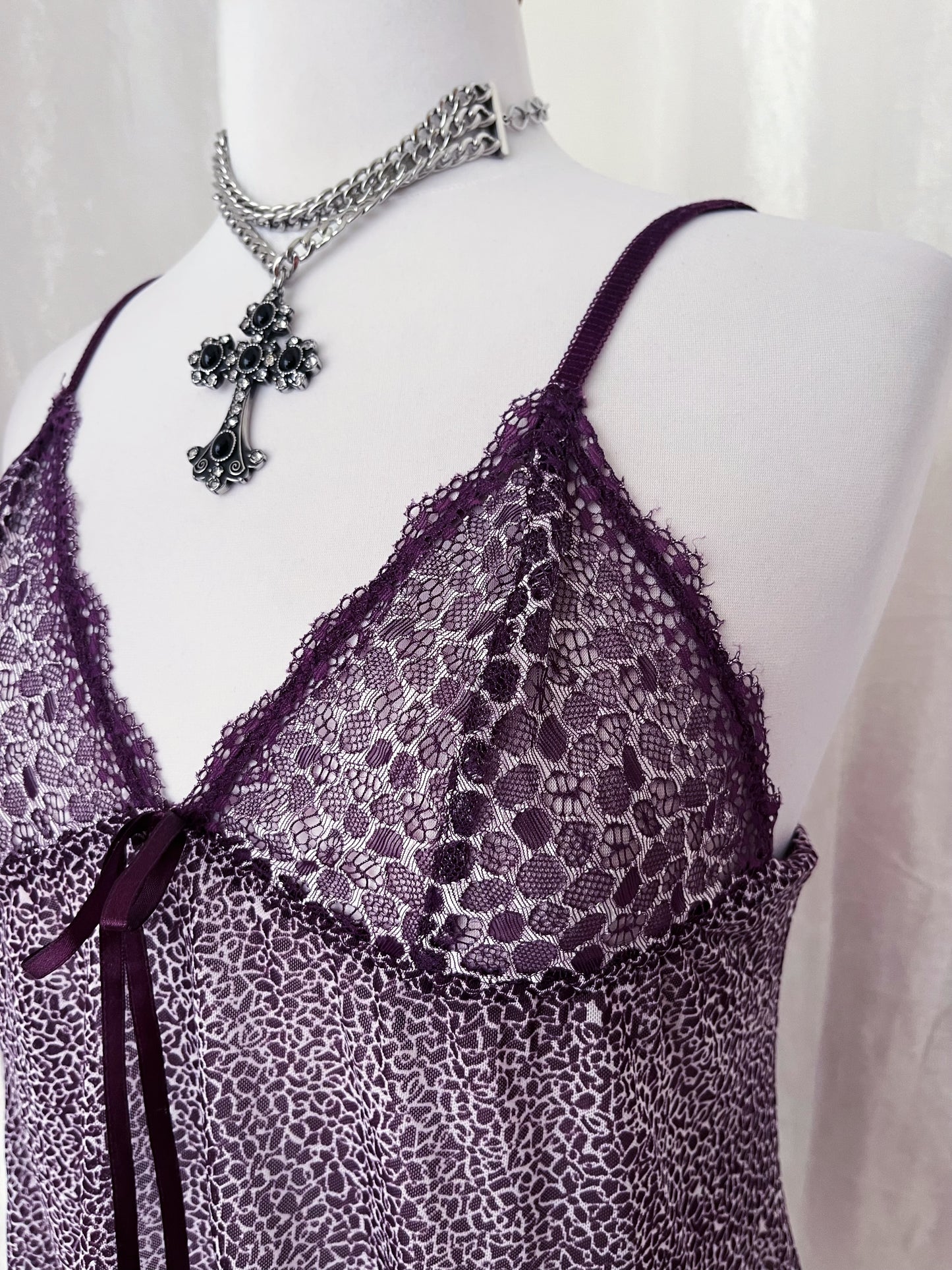 Hot little coquette see-through cami top 🐆💜