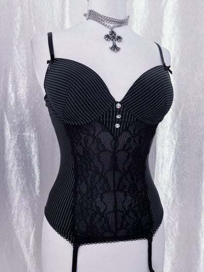 00’s Gothic striped corset with garters 🕸️