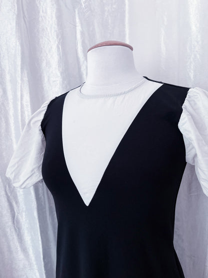 Beautiful coquette black & white dress with puff sleeves 🍰🍓