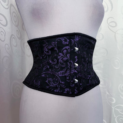 Dracula Amethyst Waist Cincher 💜