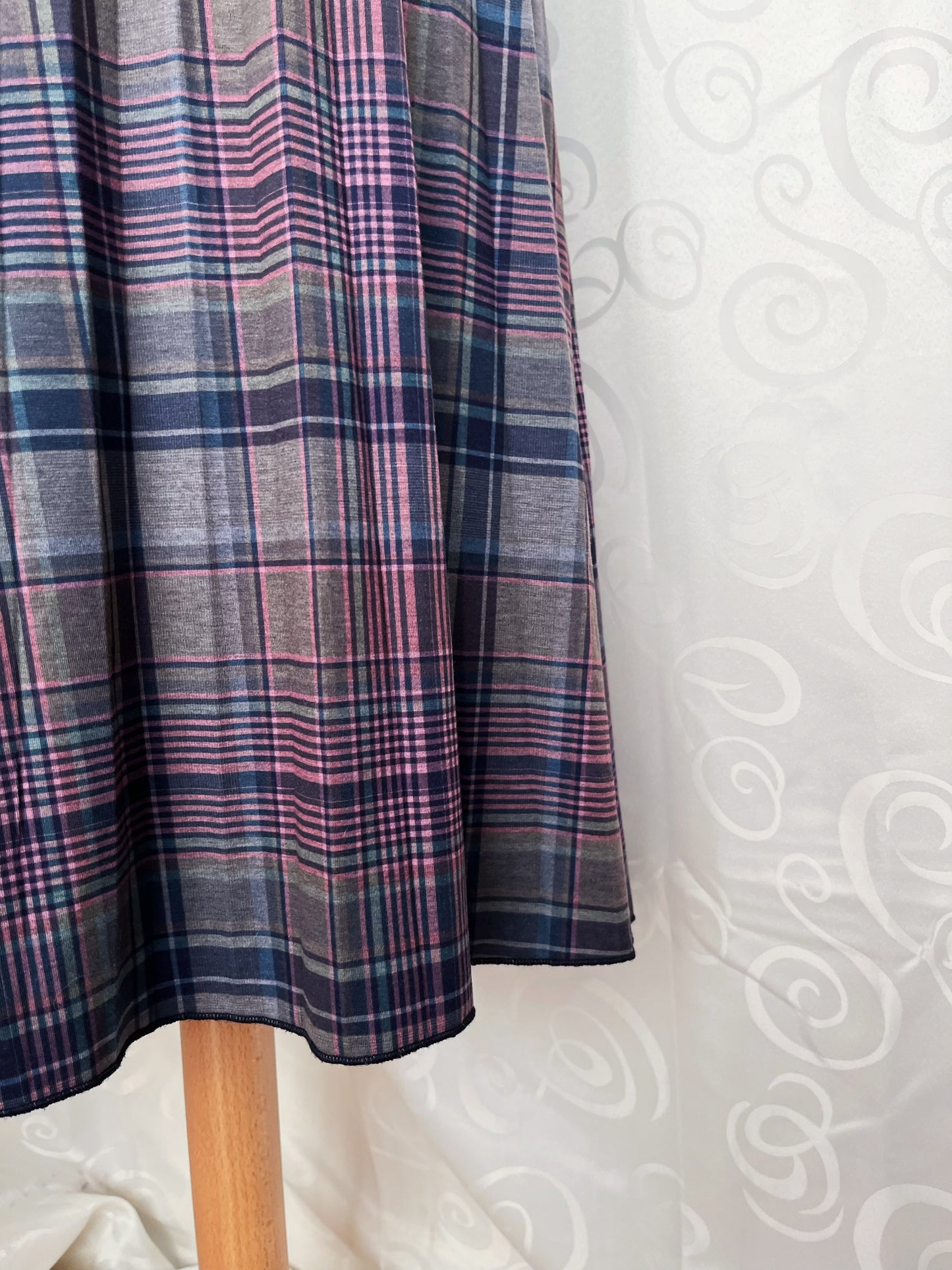 Street One midi tartan style skirt 💜🌀