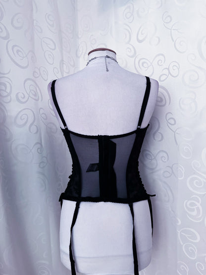Gothic H&M black lacey corset with side laces 🕷️🕸️