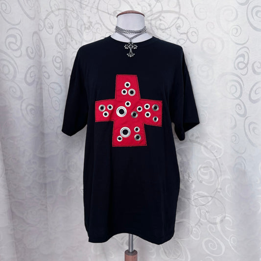00’s punk reworked fruit of the loom tee with cross patchwork & studs details ✝️☠️