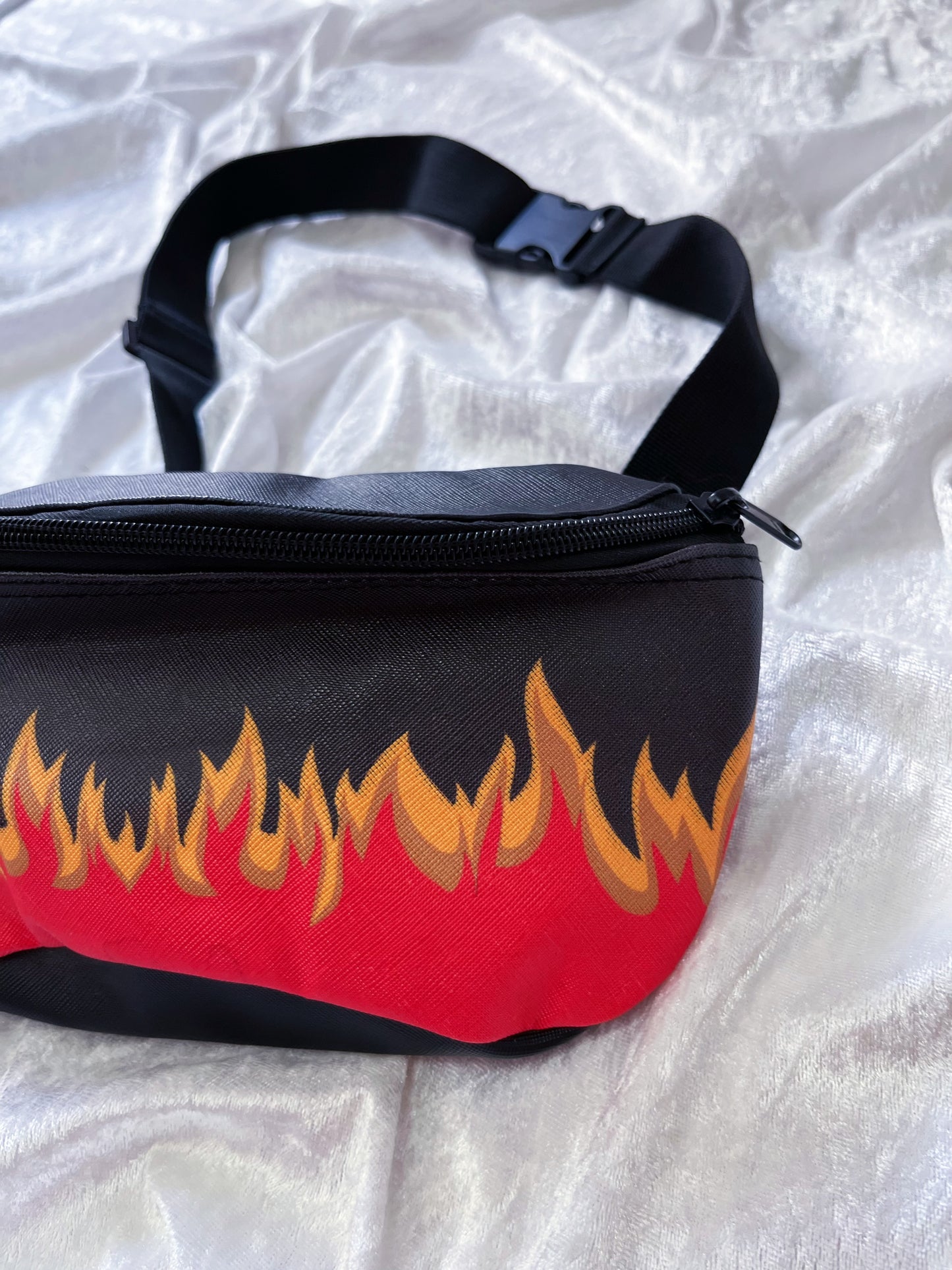 Modern Alt fire fanny pack/waist bag 🔥❤️‍🔥