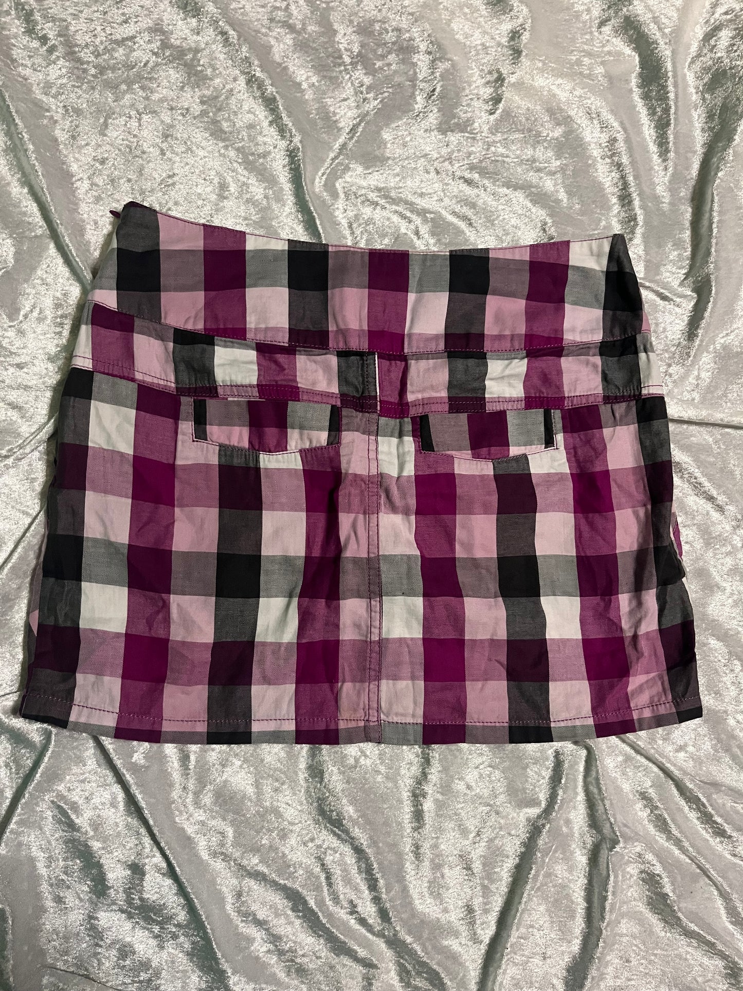 Kenvelo emo punk checked skirt