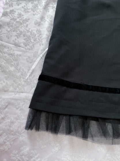 00s gothic black skirt with tulle & velvet detail
