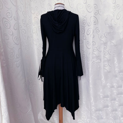 Modern witchy black maxi hooded dress with lace up sleeves 🖤🧙🏻