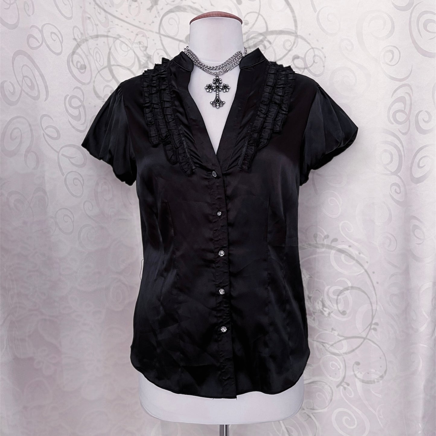 Gothic/Jirai Kei ruffle satin shirt with puff sleeves 🦇