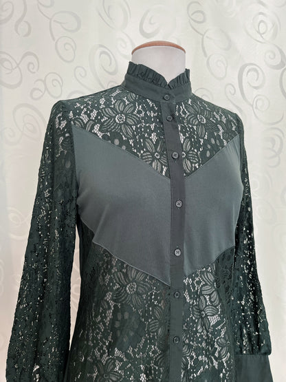 Gothic dark green lacey shirt 🧚🏾☠️