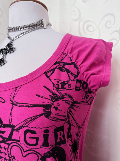 Y2K scene/emo style graphic tee 📓