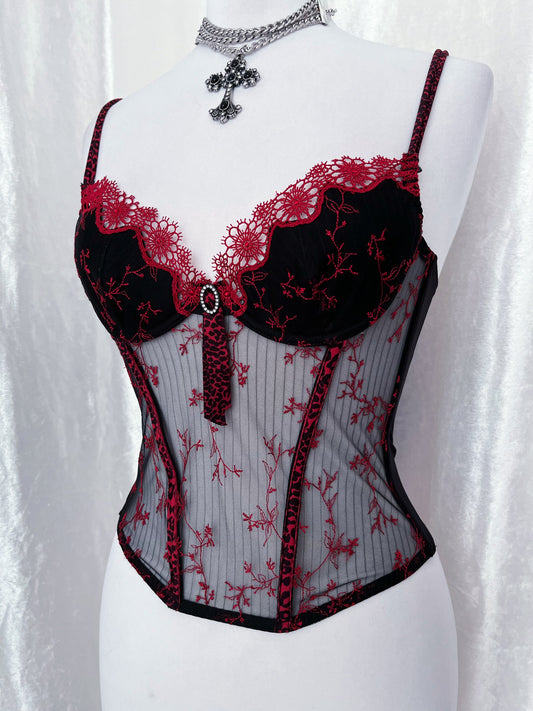 00’s alternative mesh corset top with animal print & embroidered details 🐾💋