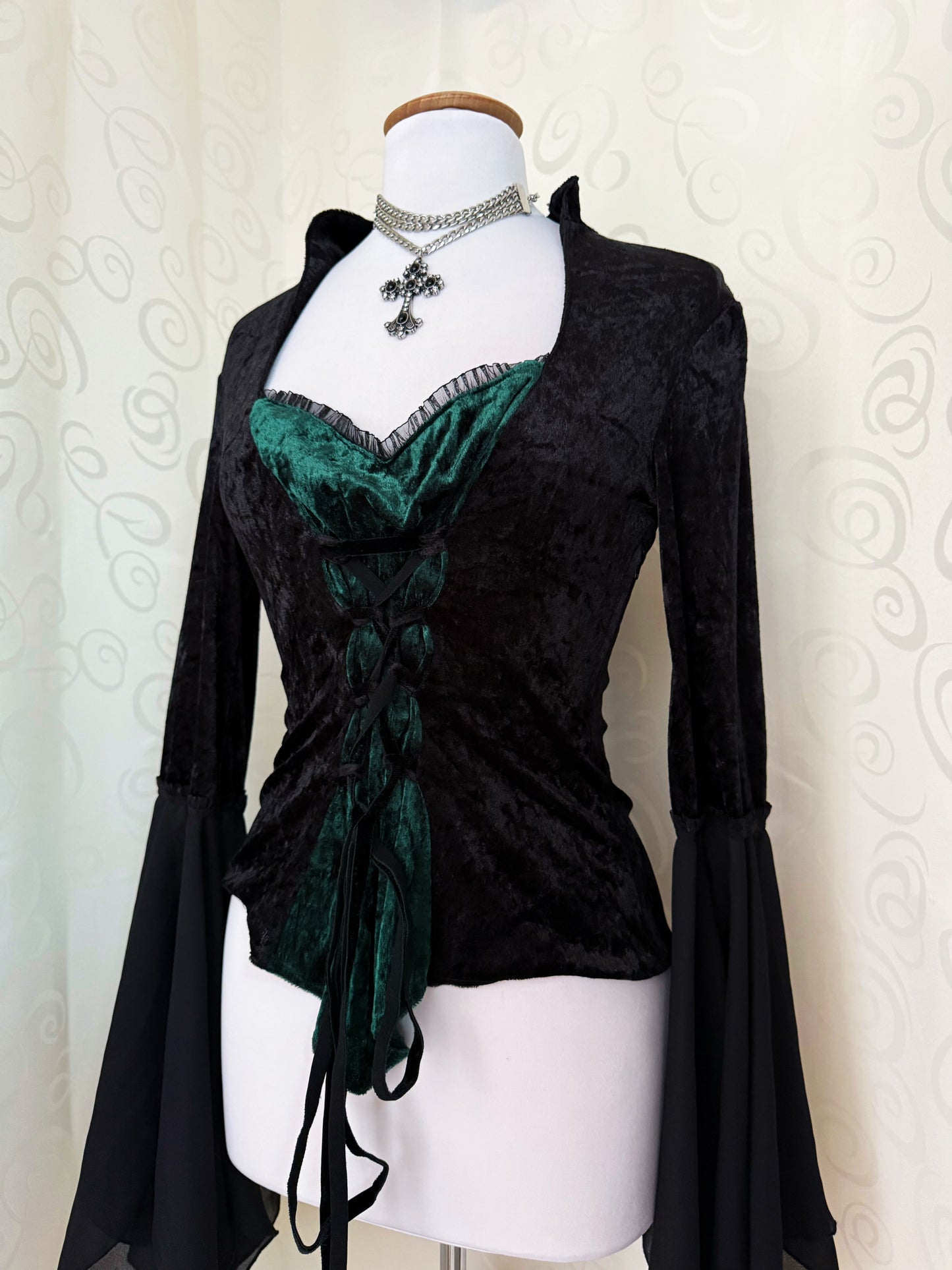 Deadstock Laughing Vampire Gothic crushed velvet victorian style top with bell mesh sleeves 🦇