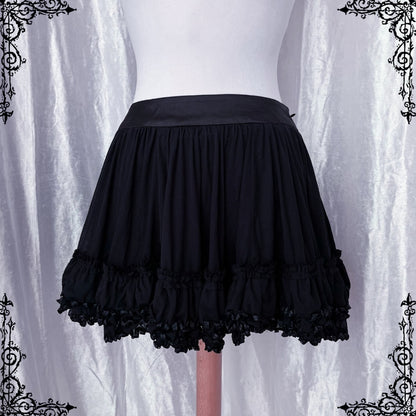 Gothic / dark coquette skirt 🖤