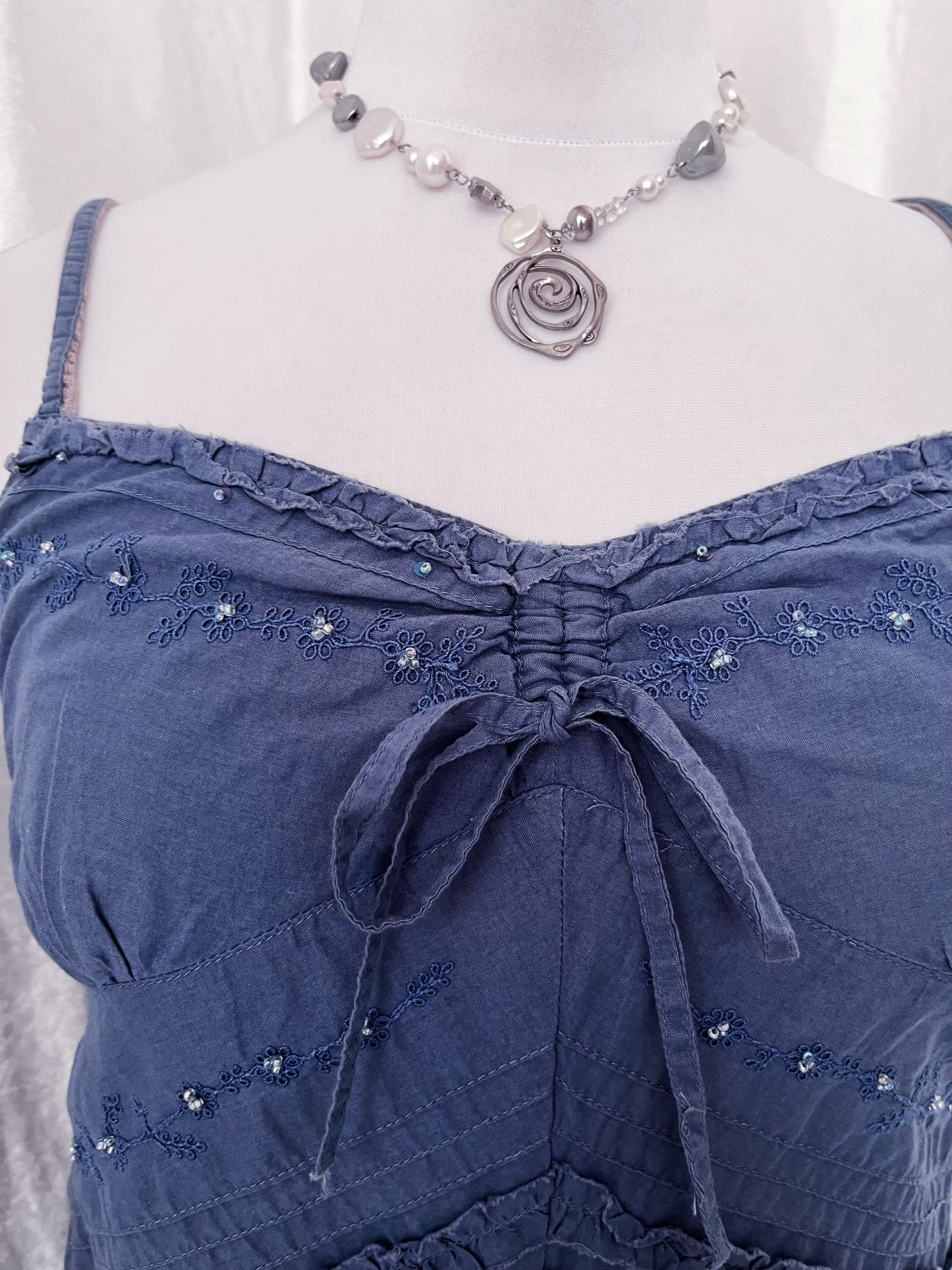 Whimsy fairy summer top with embroidered details 💜