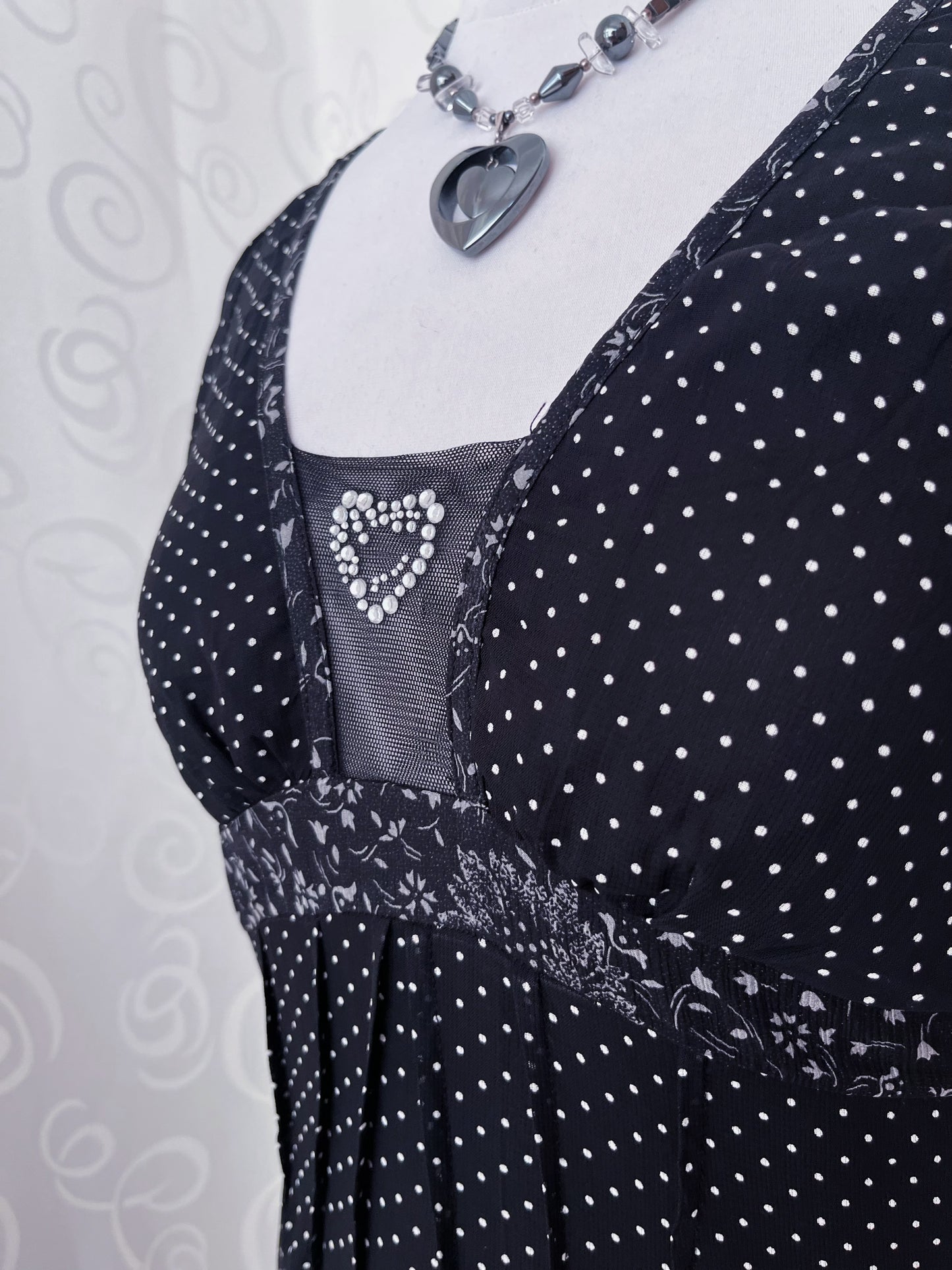 Dark coquette polka dot silk & viscose dress with heart bead detail 🎹🎶