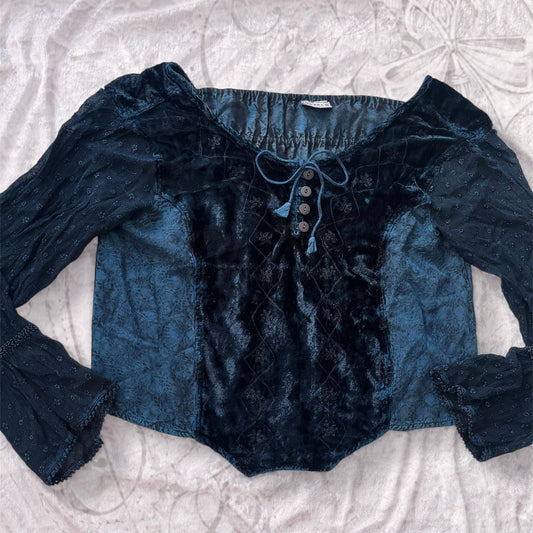 00’s whimsygoth fairy velvet & lacey top 🌀🦋