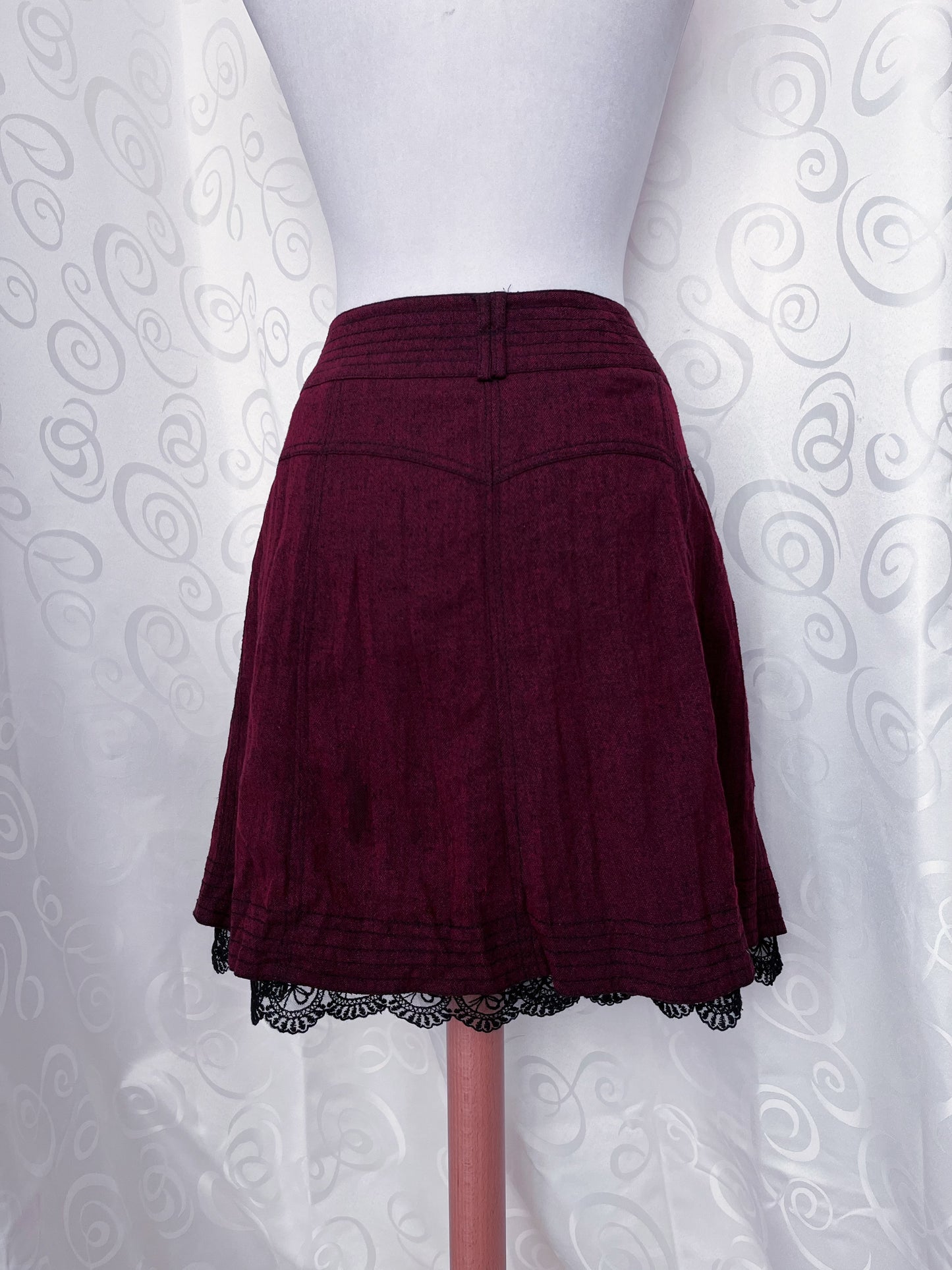 00’s Street One Gothic wine red skirt 🫀